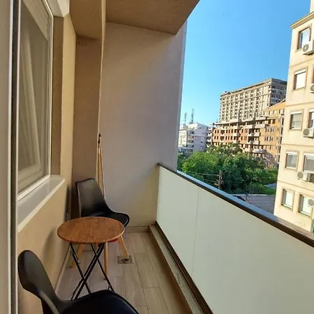 Apartament New In *